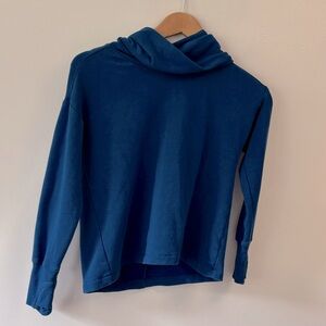Athleta girls Deep Blue Cowl Neck Sweater M (8-10)